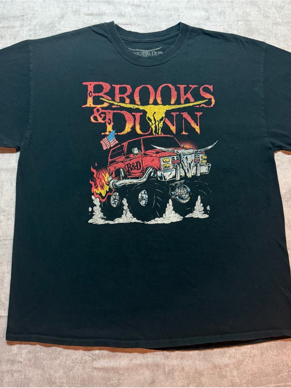 Brooks & Dunn 2013 Metal Rodeo Graphic Band Tour T Shirt Size XL